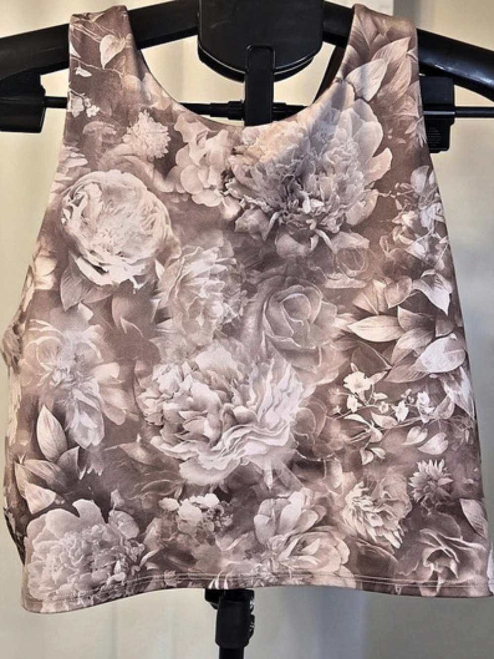 Athleta Floral Tank Top in Pink & Brown Size XL